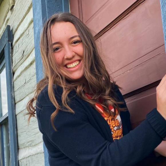 Meet your Posher, Emma - Picture 1 of 1